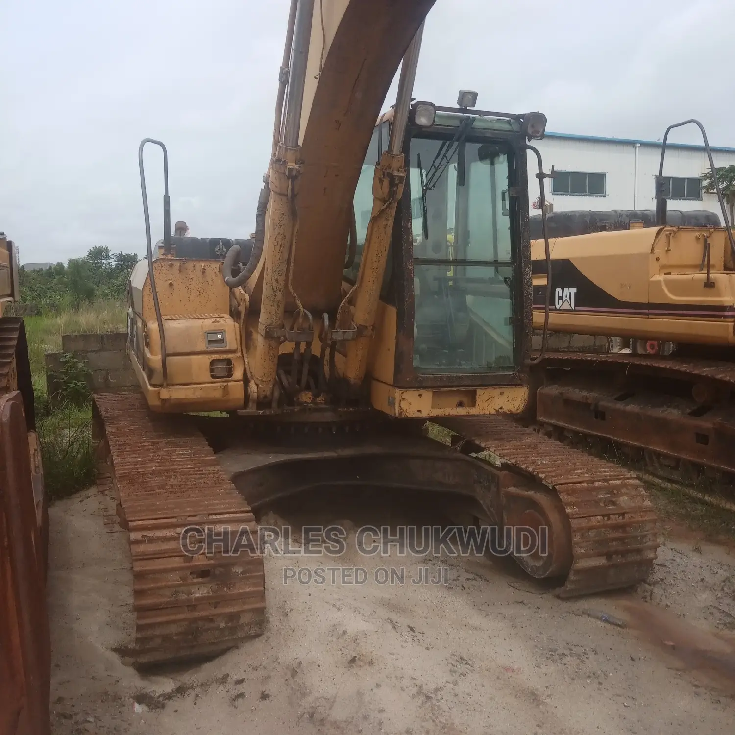 Foreign Used 320bl