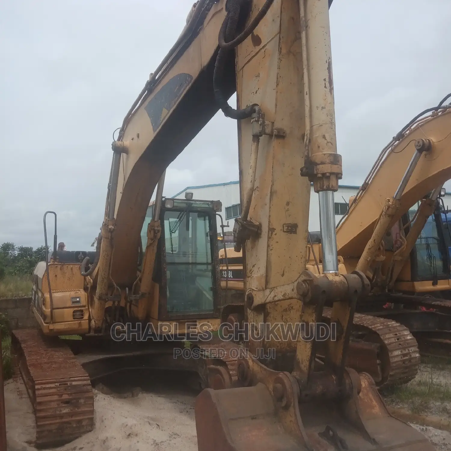 Foreign Used 320bl