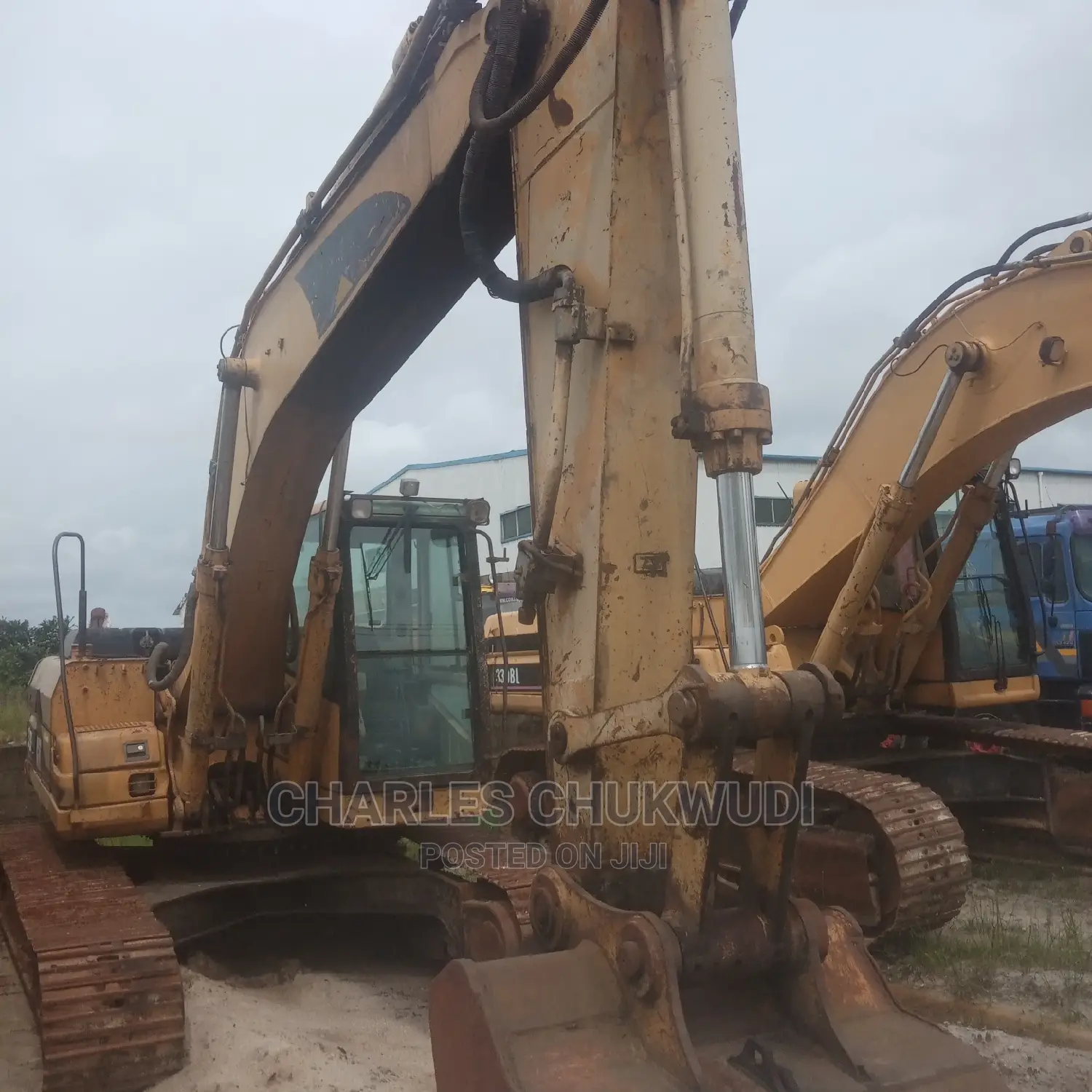 Foreign Used 320bl