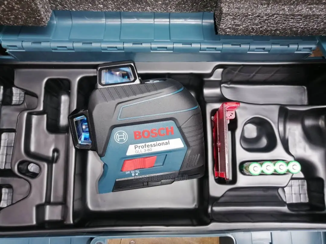 Bosch Professional GLL3-80 3 Lines Laser With Stand
