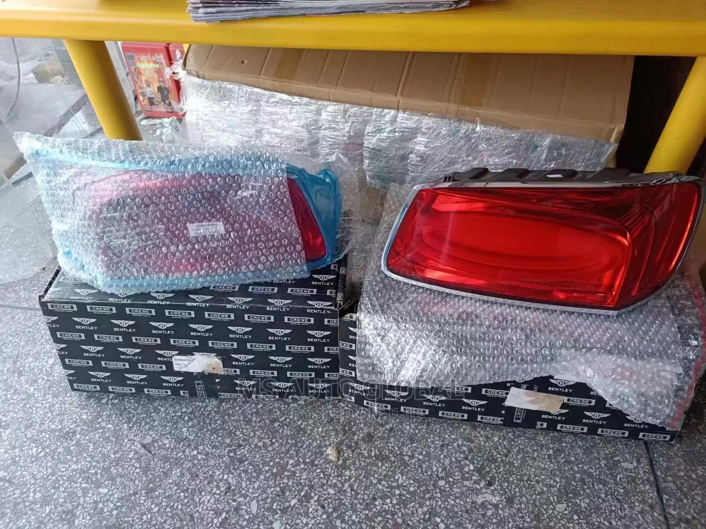 Bentley Continental 2014 Back Lights
