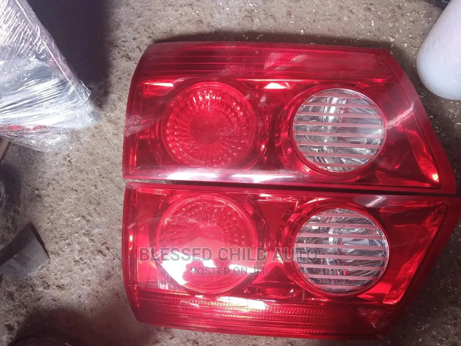 Booth Light Toyota Sienna 2006-2008