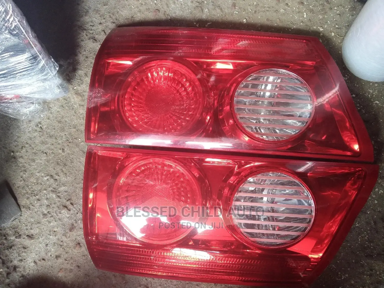 Booth Light Toyota Sienna 2006-2008