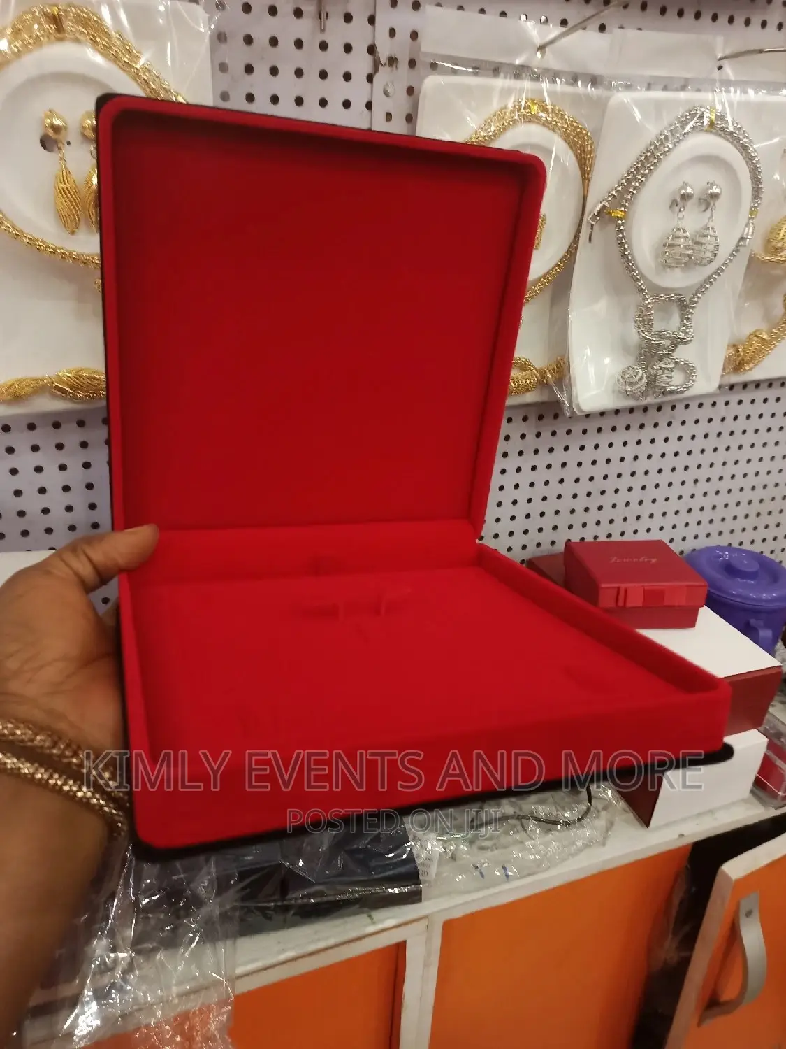 Topnotch Jewelry Boxes ,