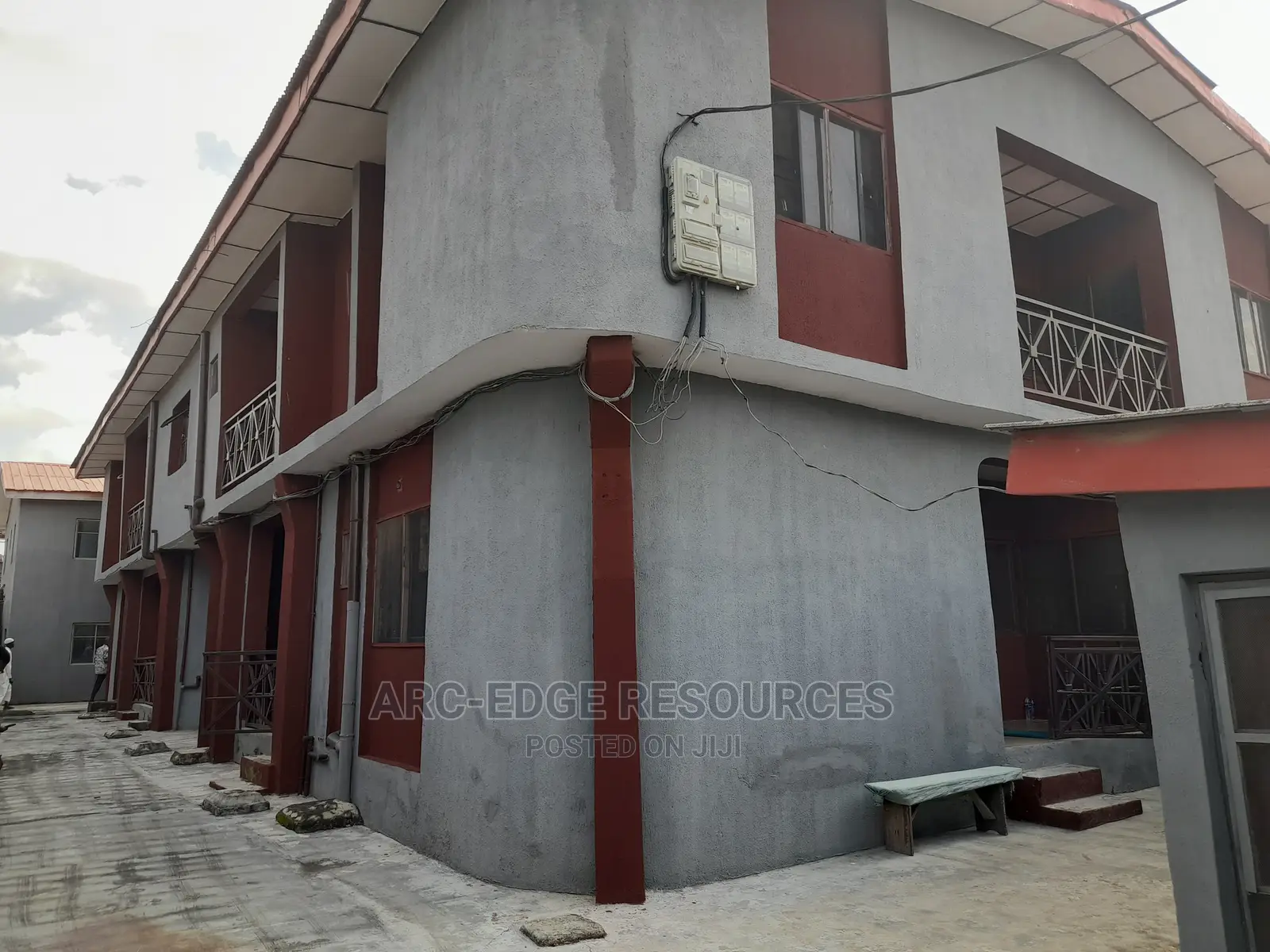 3bdrm Block of Flats in Ago Palace for sale