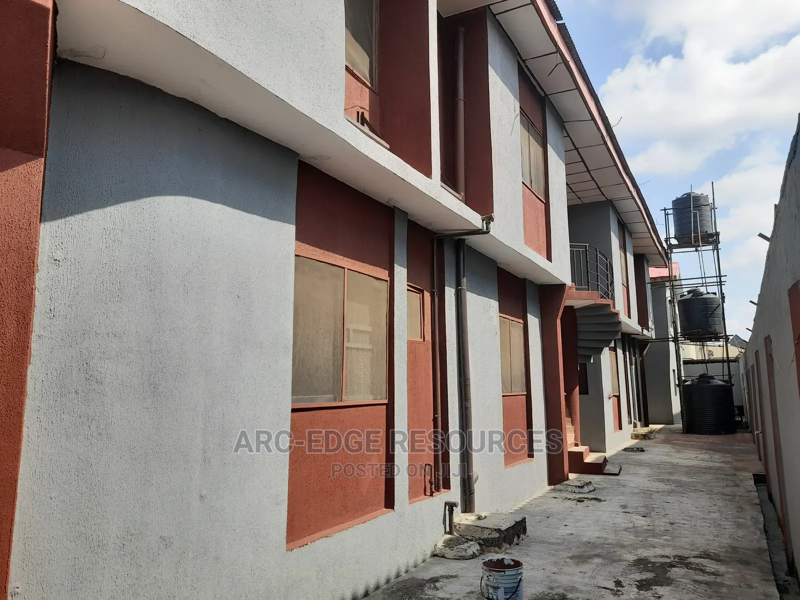 3bdrm Block of Flats in Ago Palace for sale