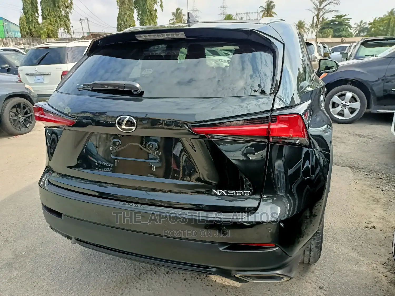 Lexus NX 300 FWD 2019 Black