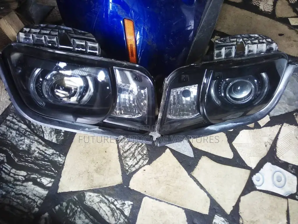 Headlight Set for Chevrolet Camaro 2010-2015