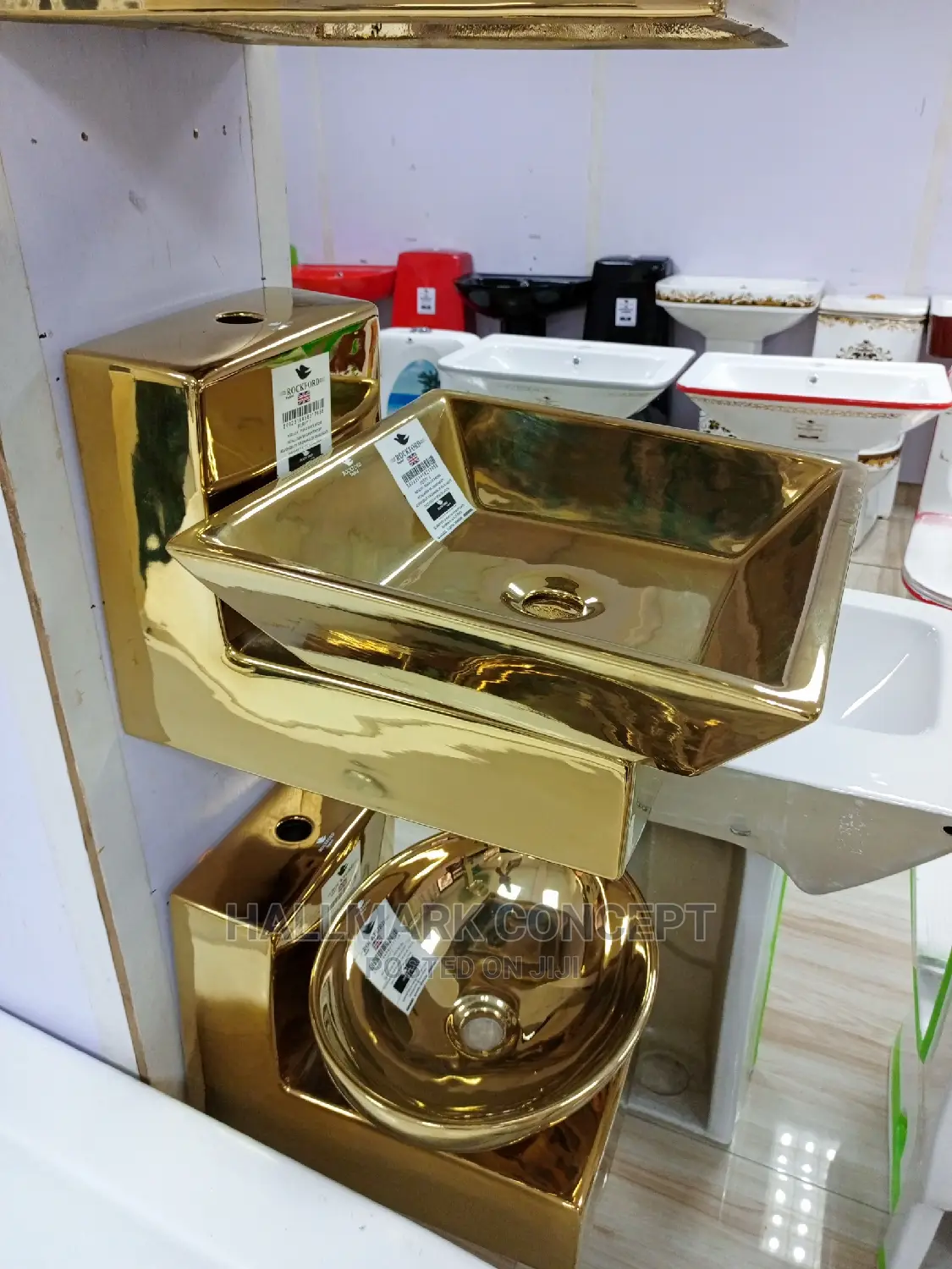 Gold Hanging Basin