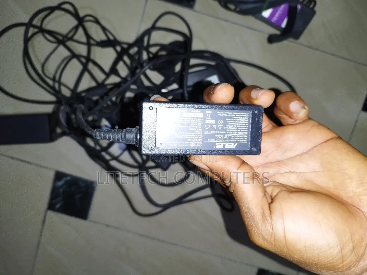 Follow Come Laptop Chargers HP Dell Samsung Asus Acer
