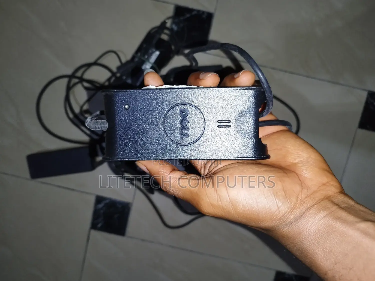 Follow Come Laptop Chargers HP Dell Samsung Asus Acer