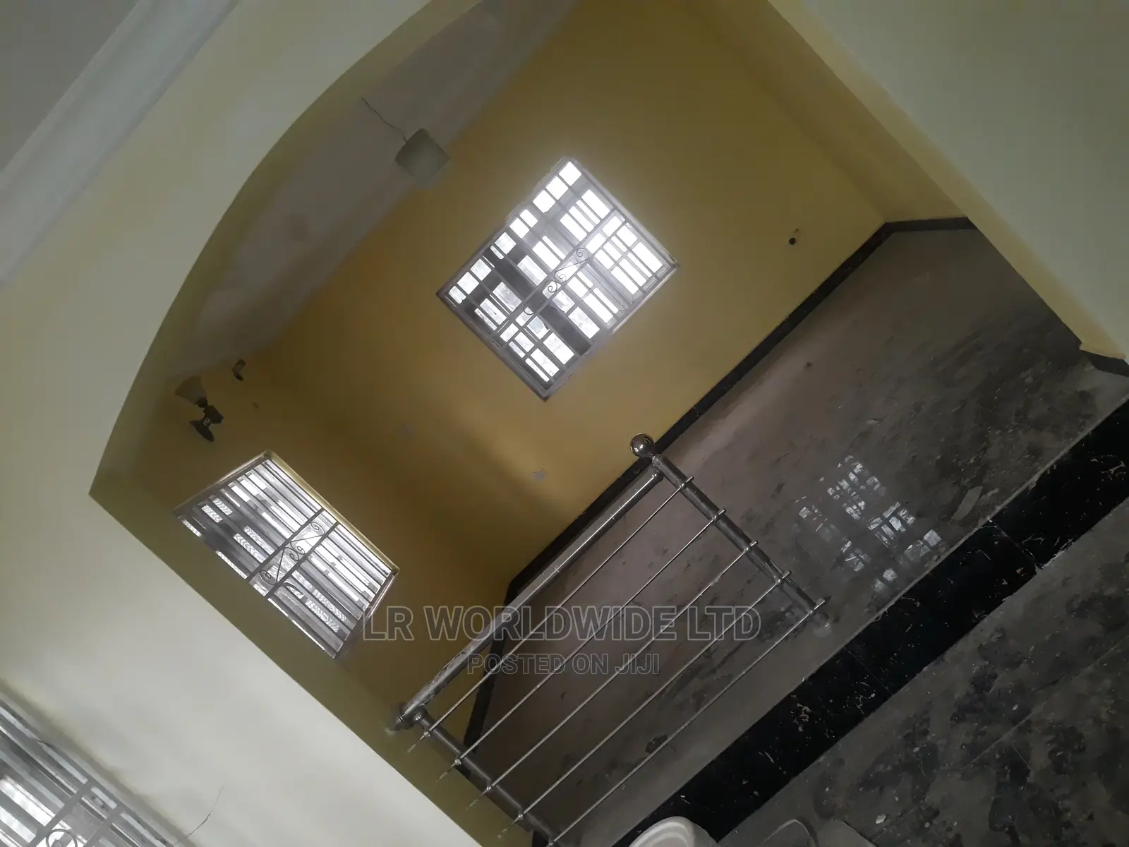 4bdrm Duplex in Life Camp for sale