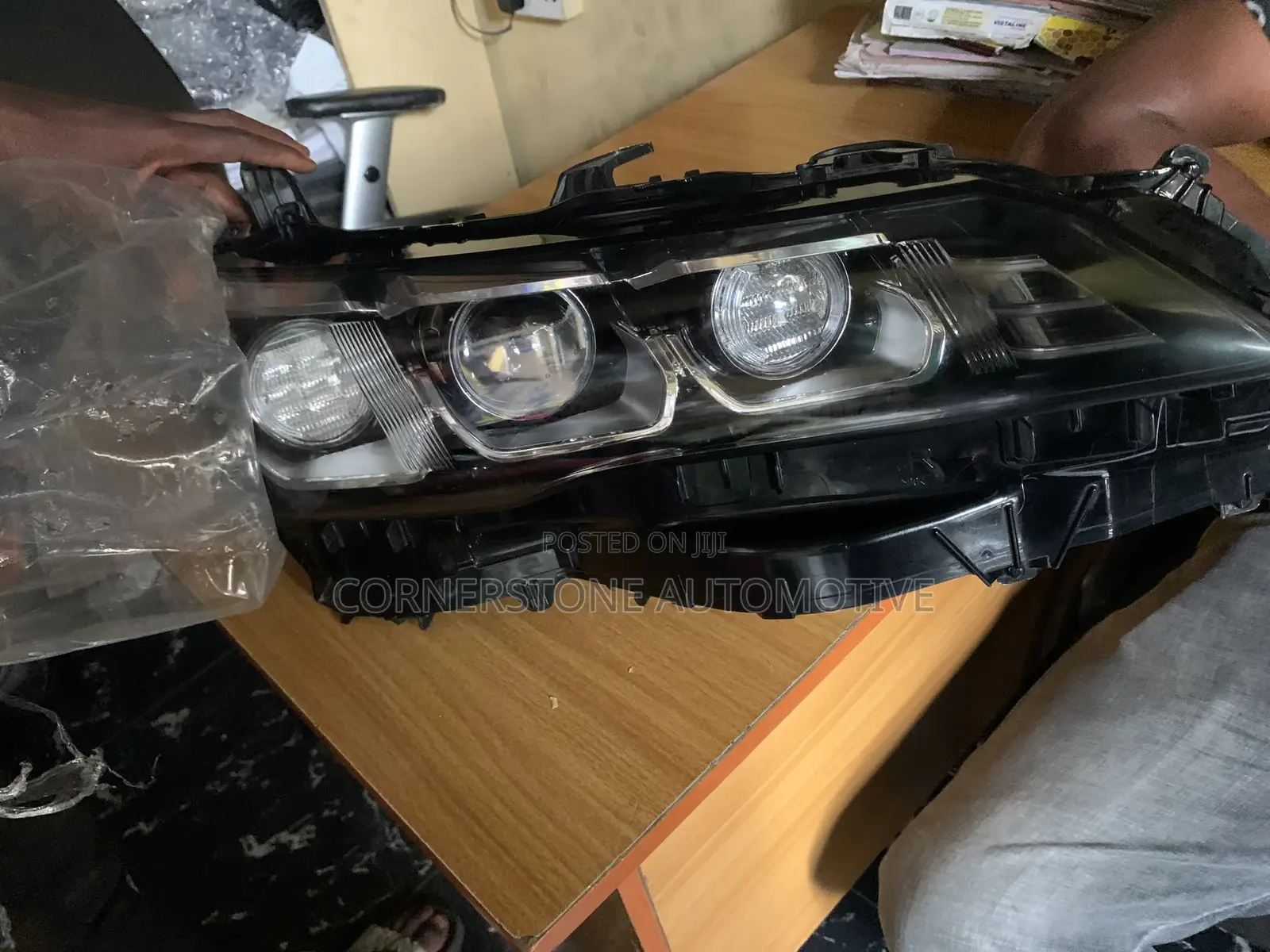 Head Light Avalon 2020 Model
