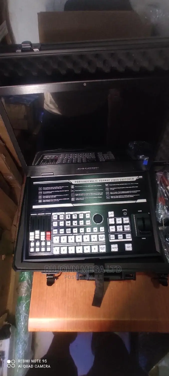 AVMATRIX PVS0615U Portable 6-Channel Switcher