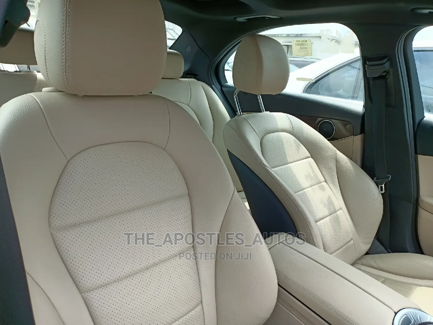 Mercedes-Benz C300 2016 Blue