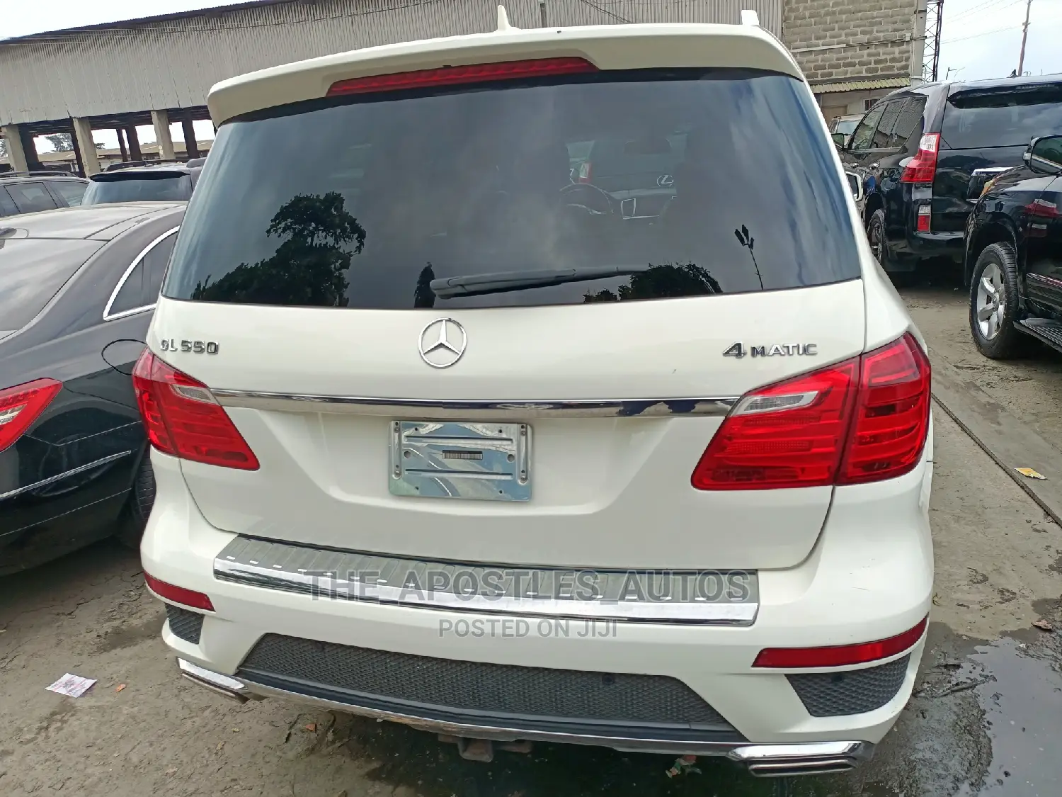 Mercedes-Benz GL-Class GL 550 2013 White