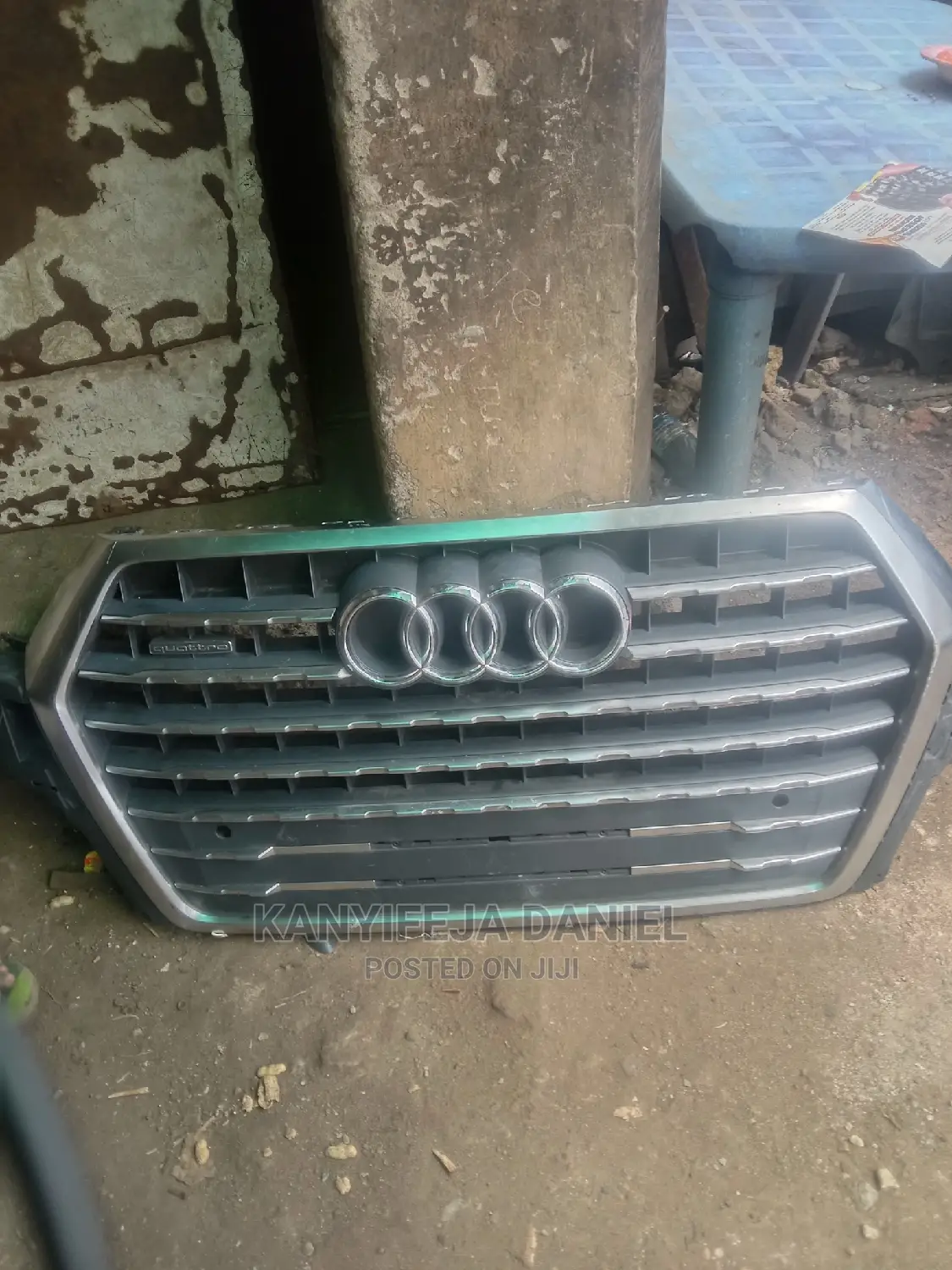 Front Grill Audi Q7 2019