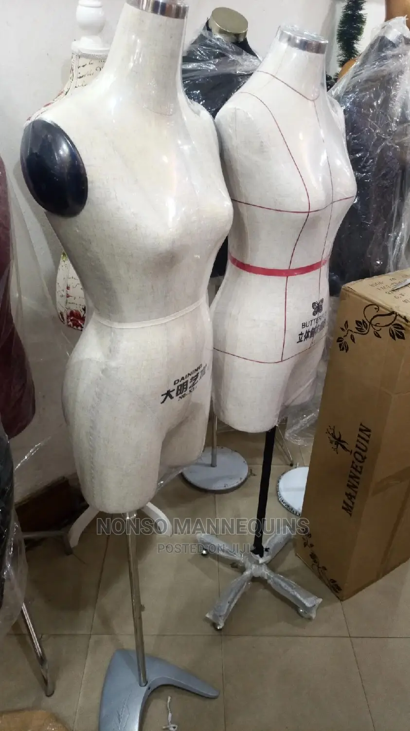 Size 10 Body Butterfly And Dianning Dressform Stand