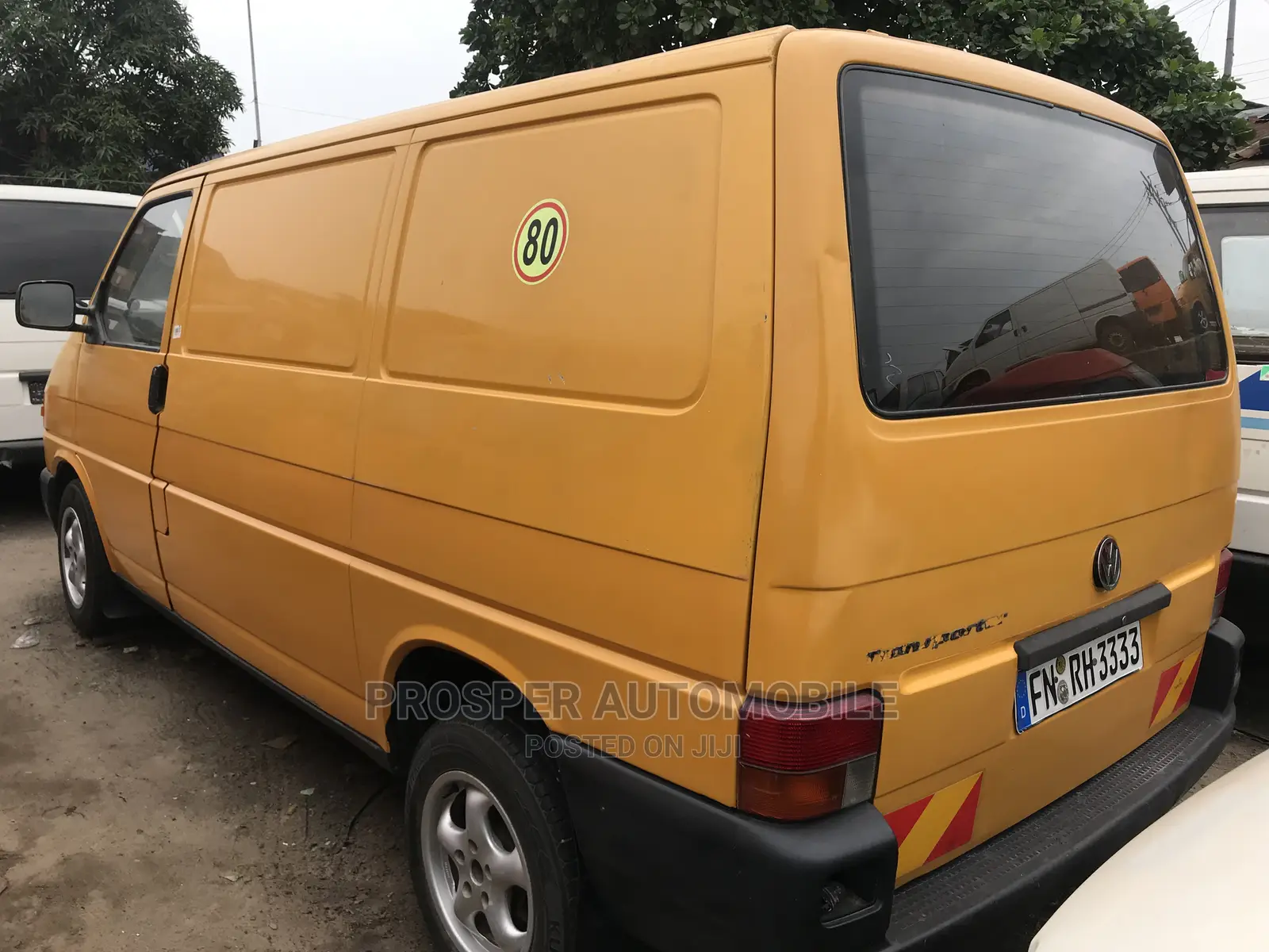 Volkswagen Transporter 1999 Yellow