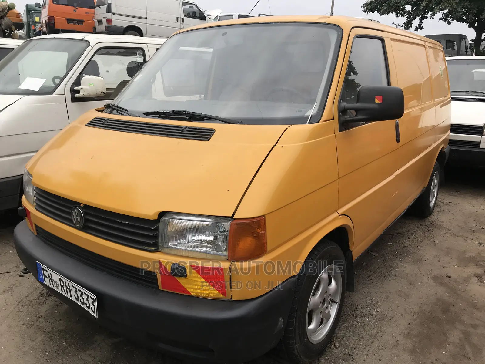 Volkswagen Transporter 1999 Yellow