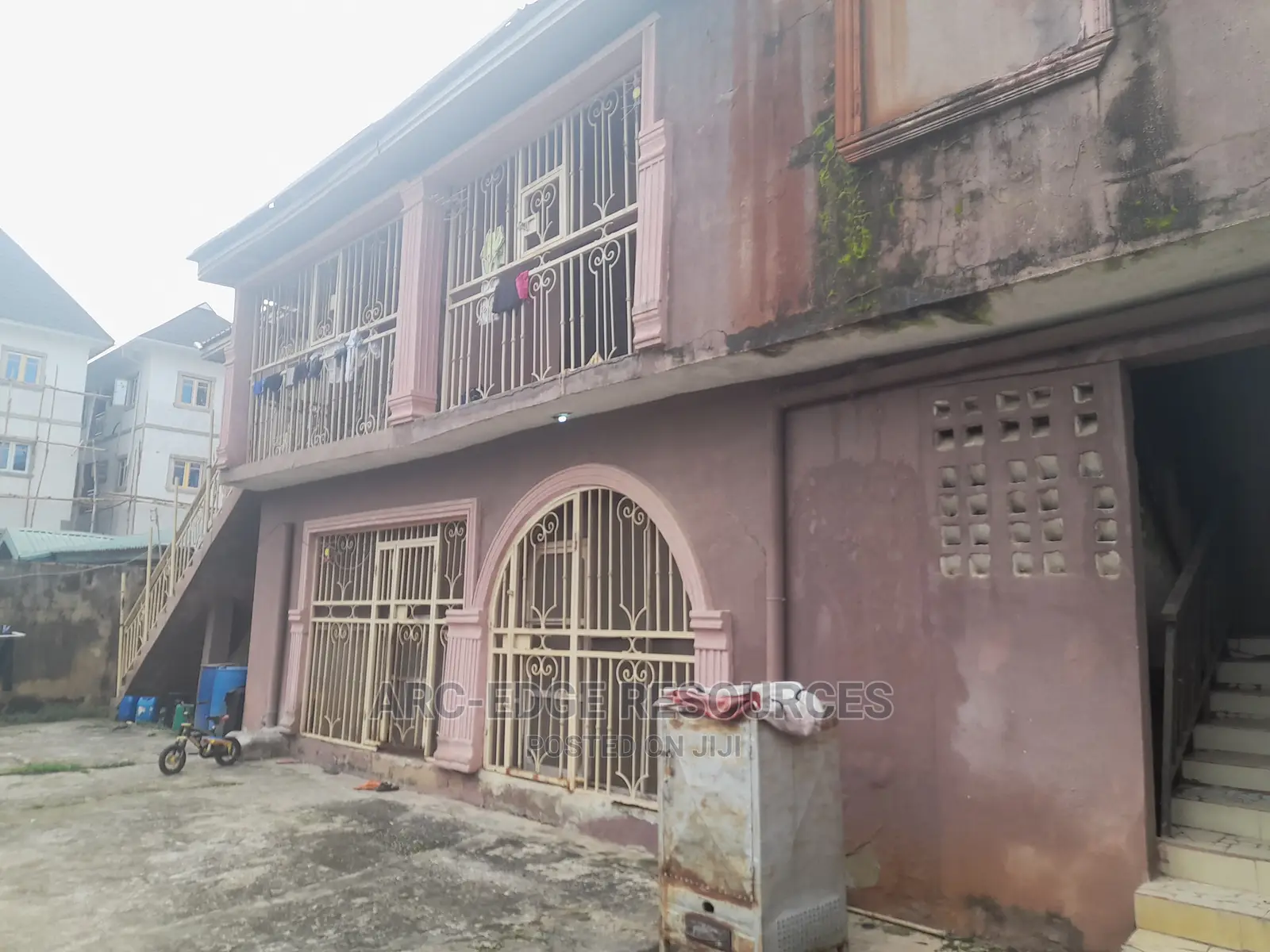 2bdrm Block of Flats in Ago Palace for sale
