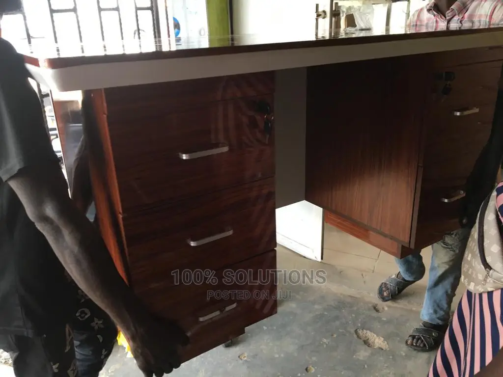 Special Executive Table With Drawer for Your Office