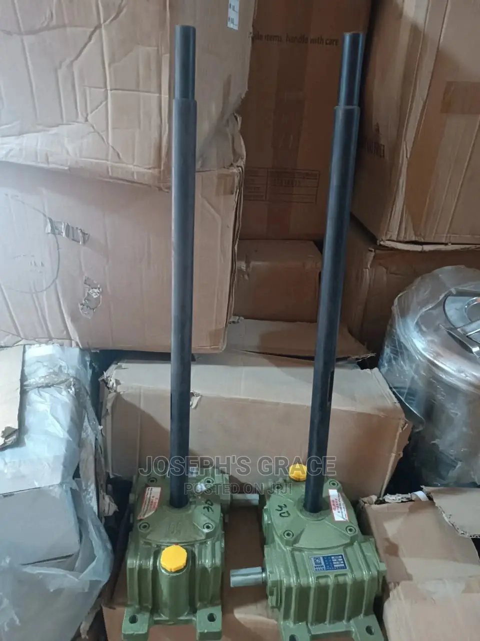 Complete (Gear) Automatic Packaging Machine.