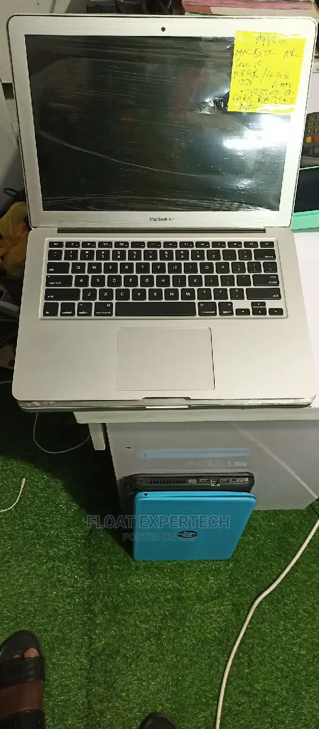 Laptop Apple MacBook Air 2014 4GB Intel Core I5 SSD 128GB