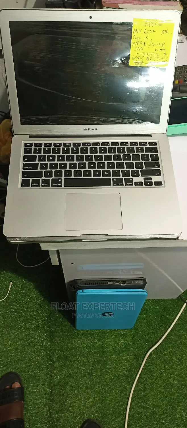 Laptop Apple MacBook Air 2014 4GB Intel Core I5 SSD 128GB