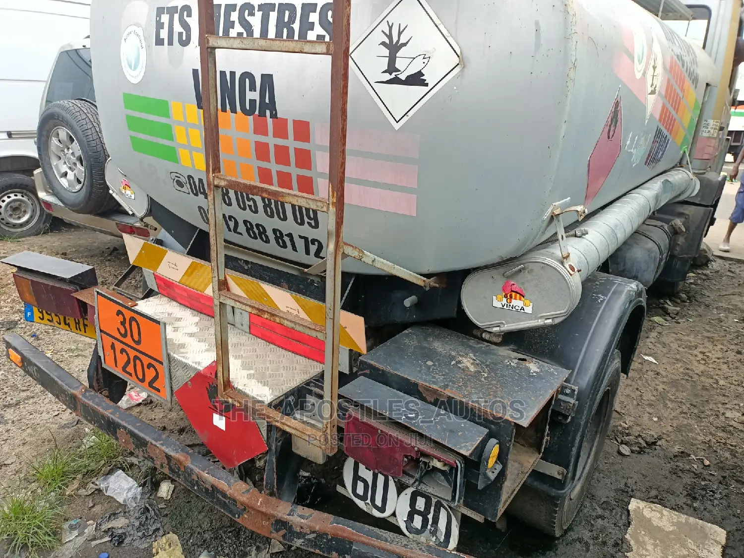 Mercedes Diesel Tanker ( Capacity )