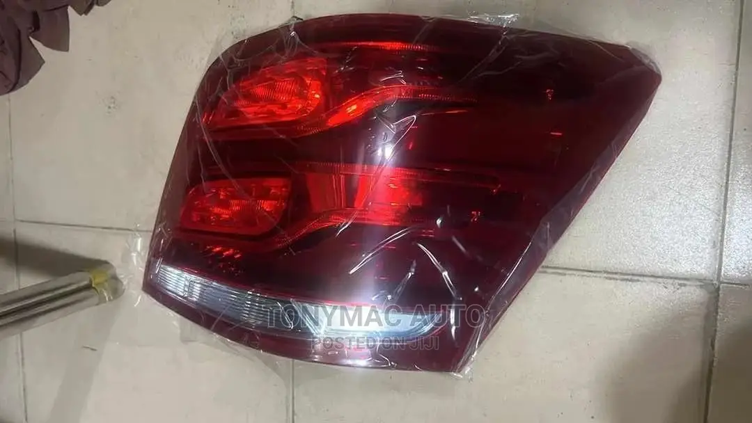 Mercedes-benz Glk Back Light