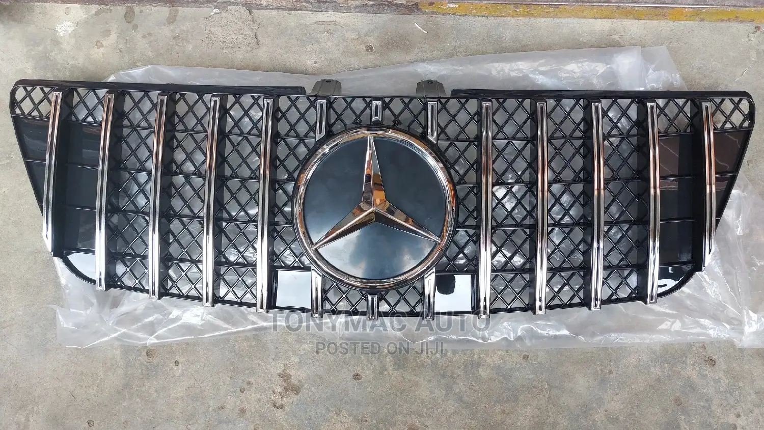 Front Grille Mercedes-Benz C300,GLK,ML350,GLE,E350,CLA,GL450
