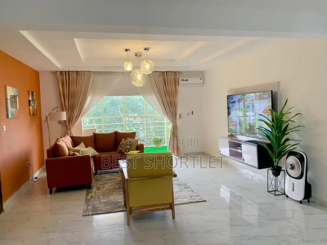 3 Bedroom Luxury Apartment ON PROMO