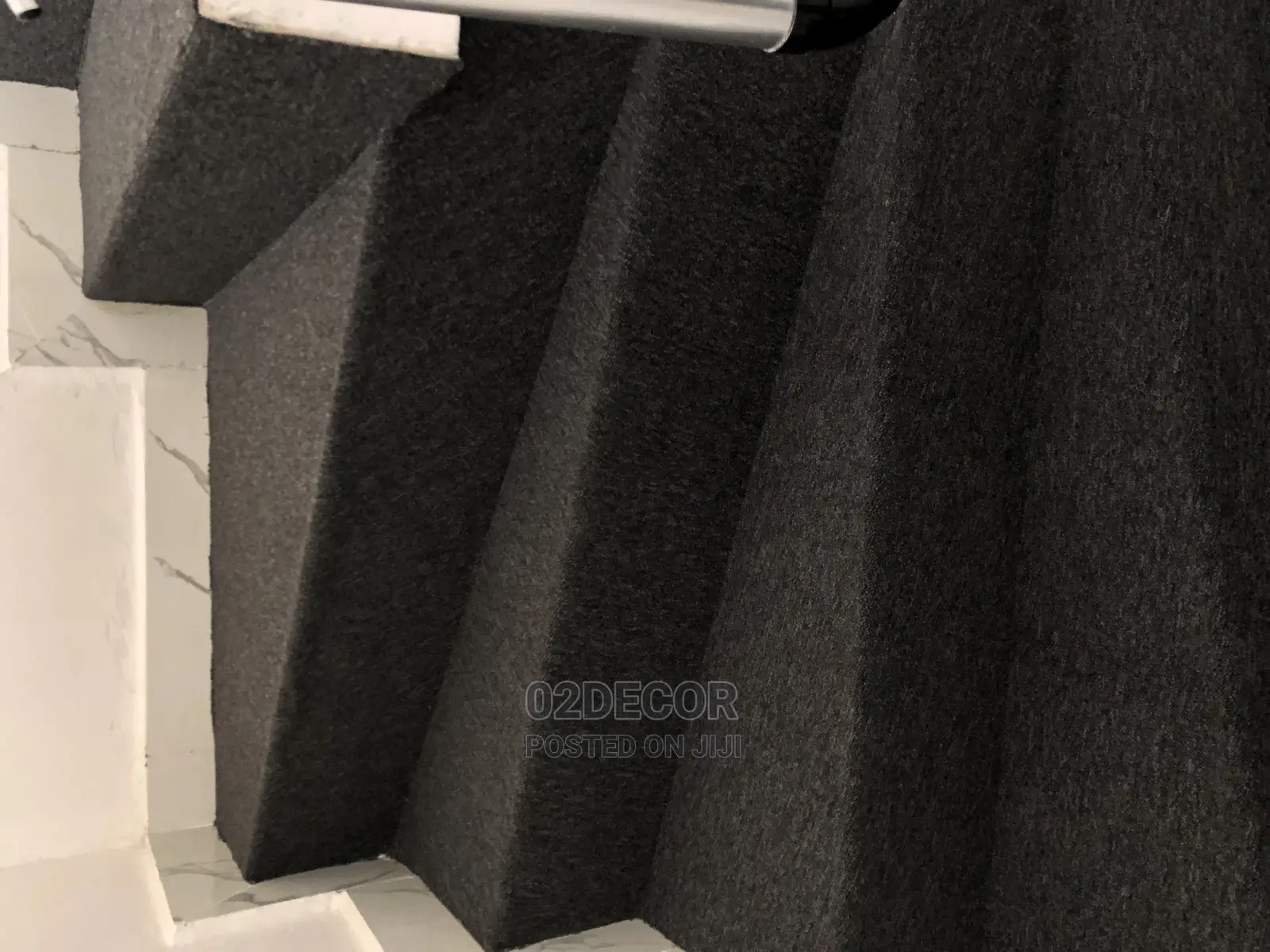 Plain Grey Color Rugs For Staircase (We Sell Per Sqm)