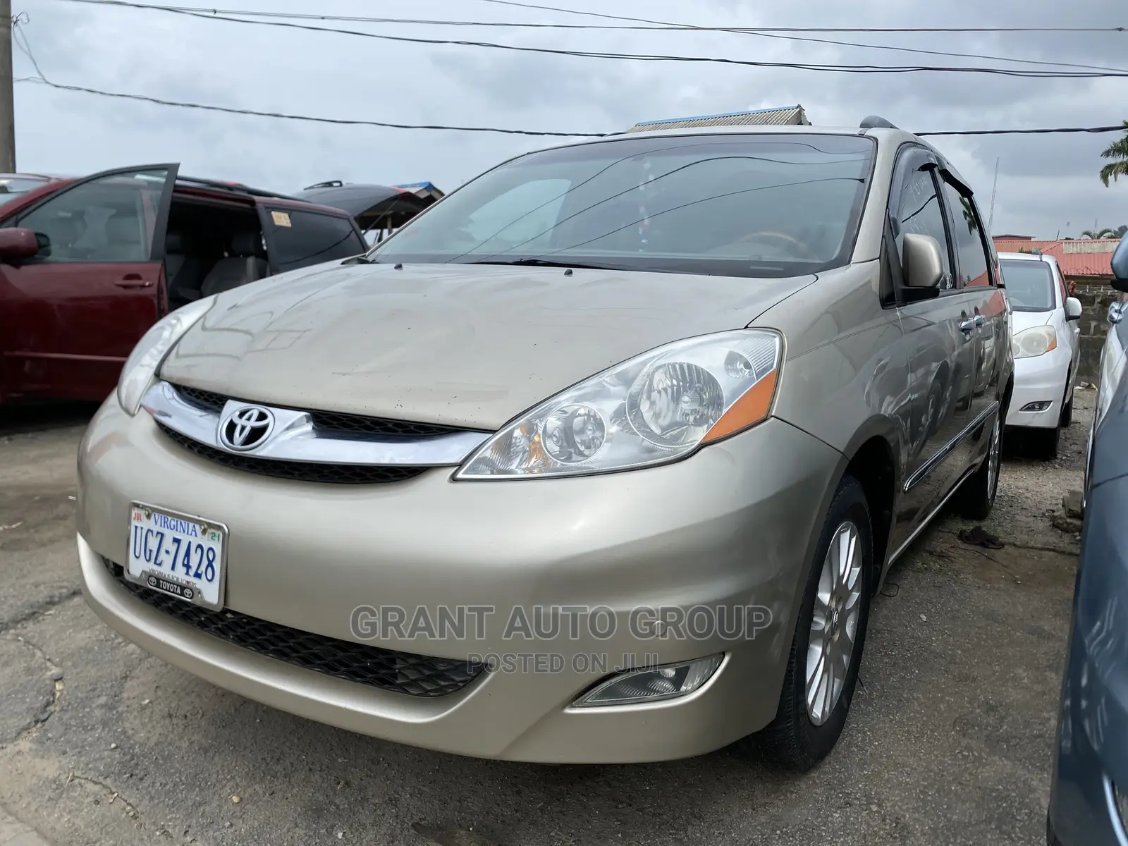 Toyota Sienna XLE Limited 4WD 2008 Gold