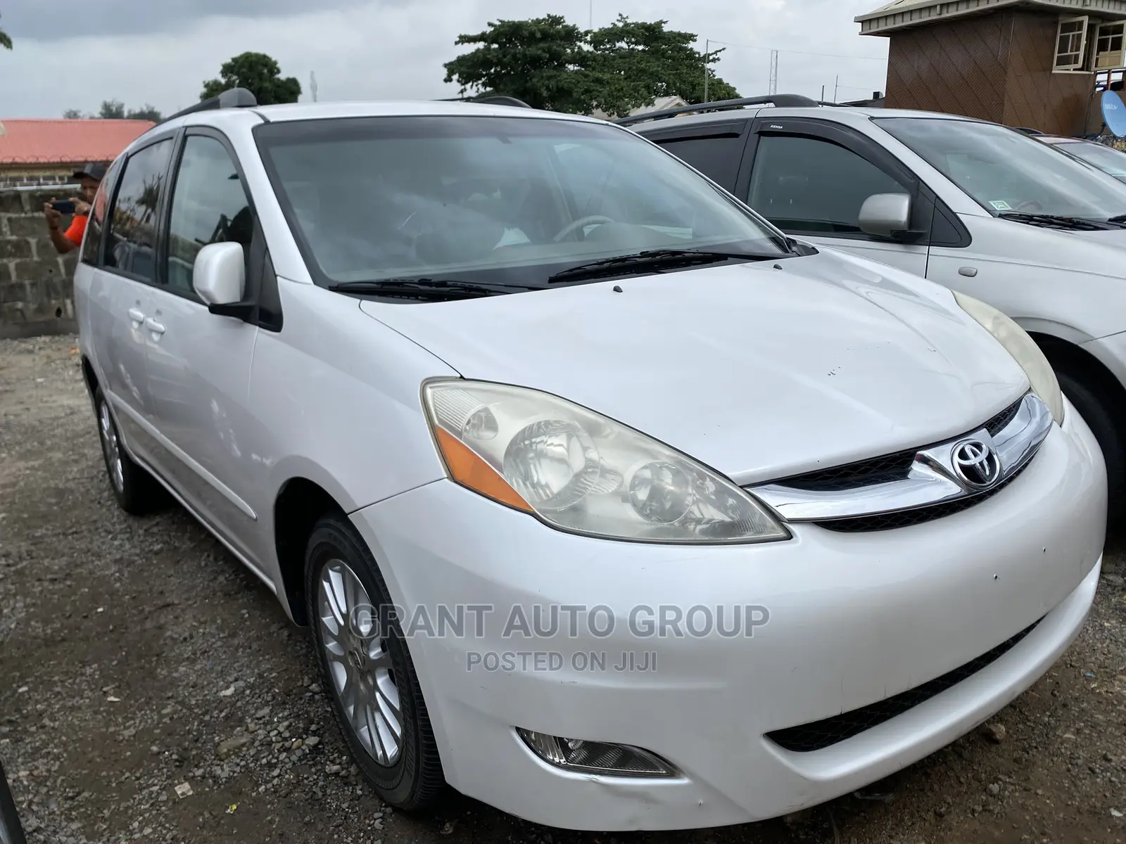 Toyota Sienna XLE AWD 2008 White