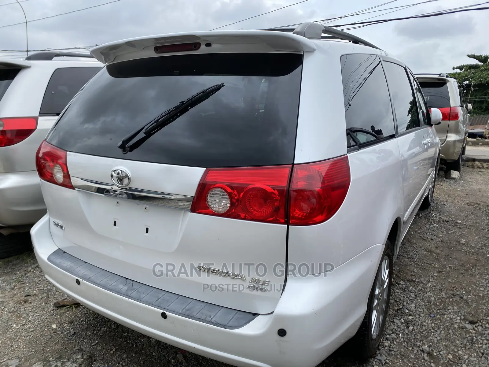 Toyota Sienna XLE AWD 2008 White