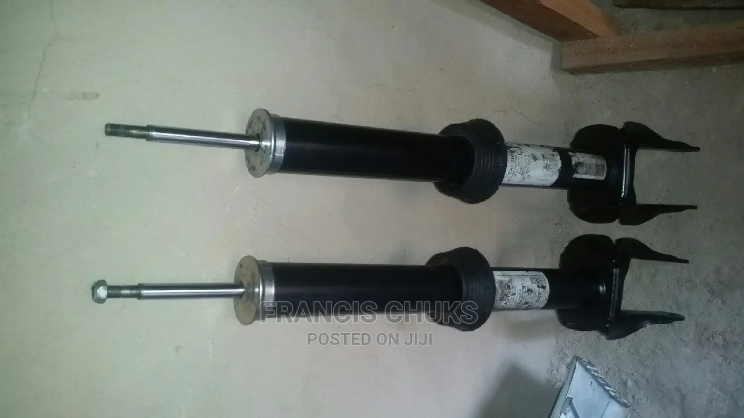 Set of Front Shocks for Mercedes Benz ML and GL W166