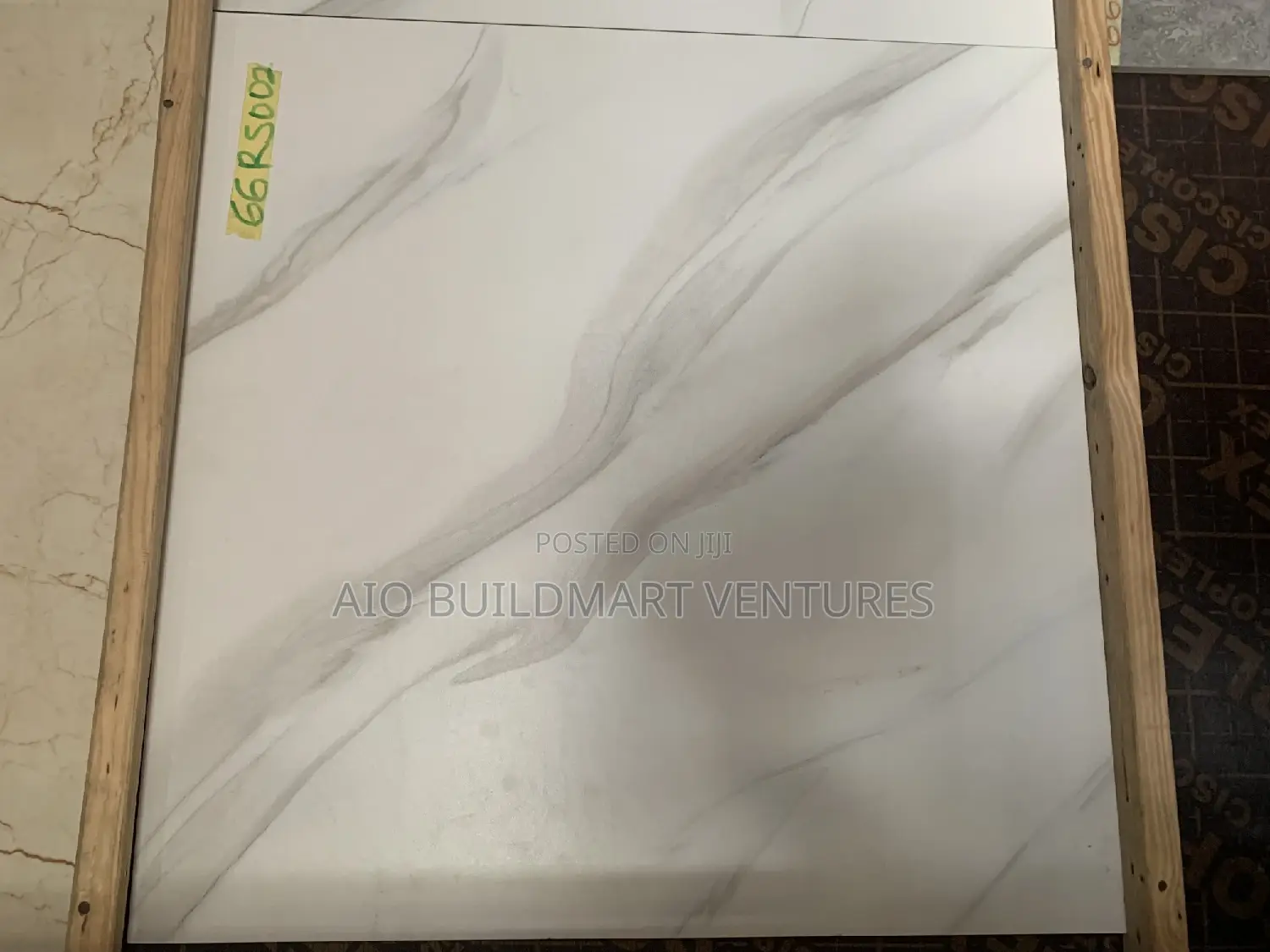Super Polished Glossy Floor Tiles