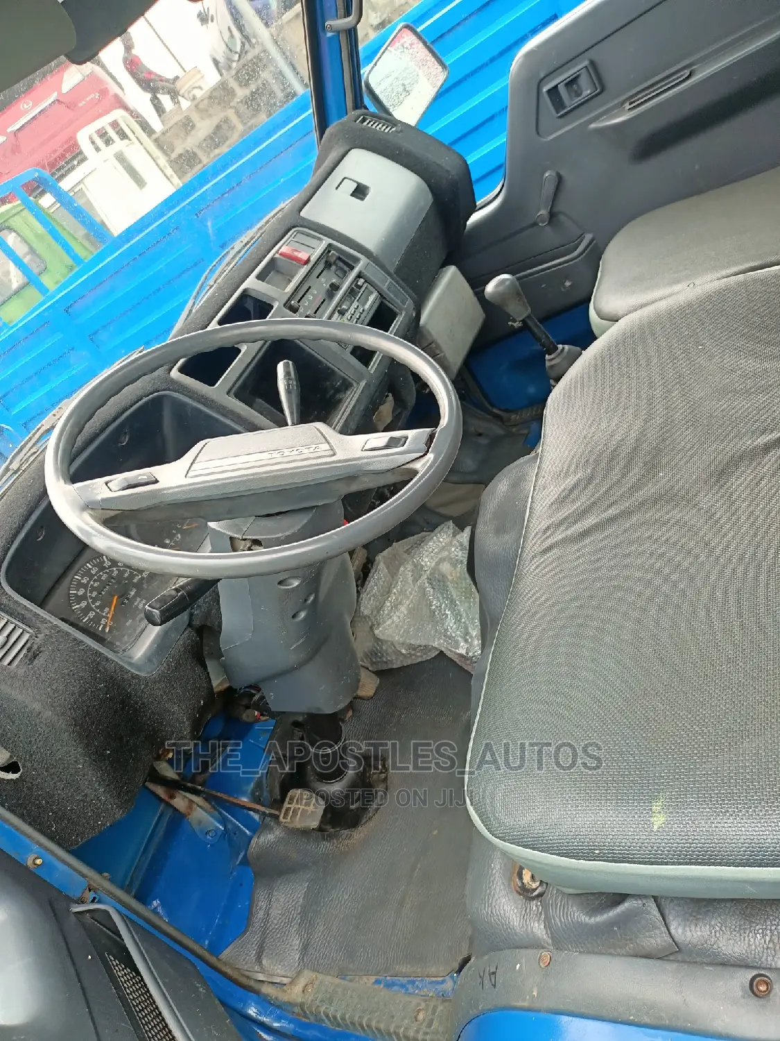 Toyota Dyna 100 Petrol