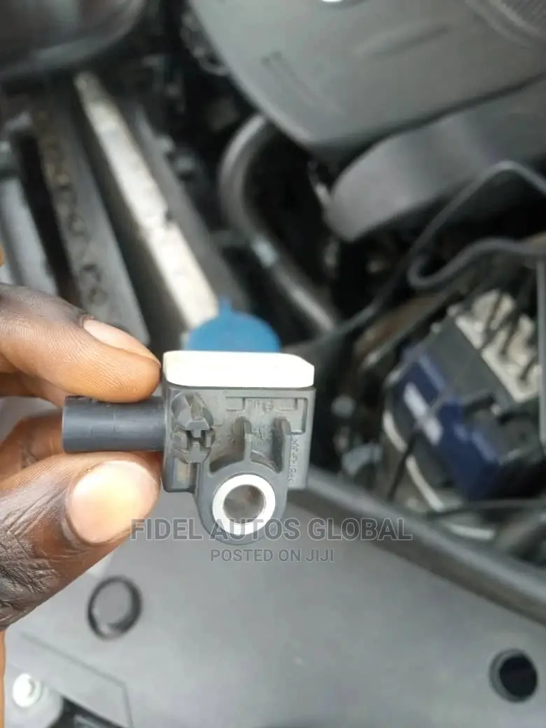 GL450 2013 Crash Sensor W166