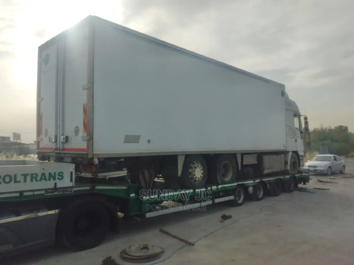 New Arrival Coldroom IVECO Eight Tyres Container Truck 29ft