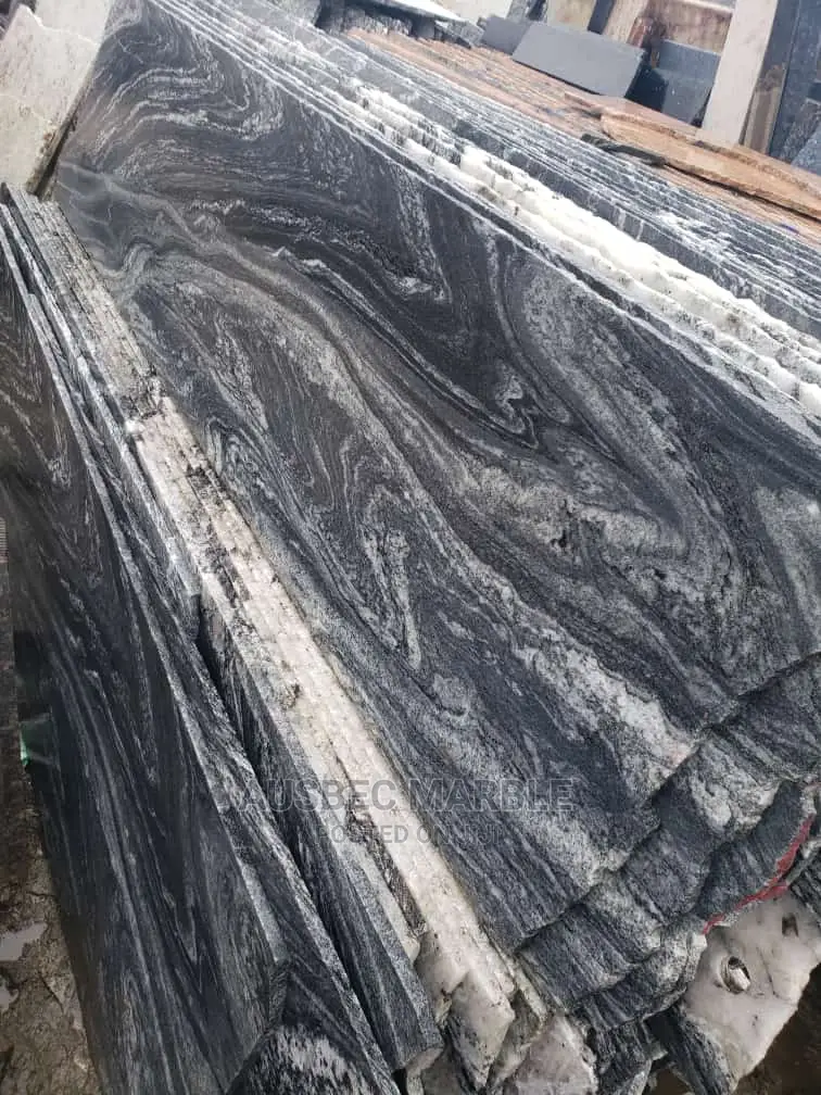 Polished Granite Tiles