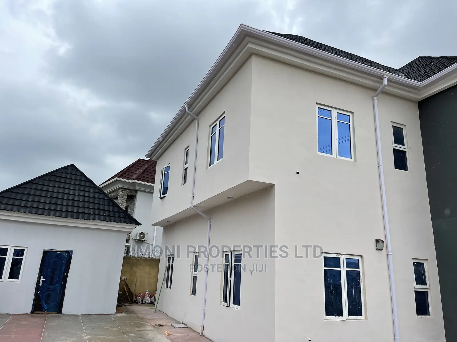 Furnished 2bdrm Block of Flats in Fo1, Kubwa for rent