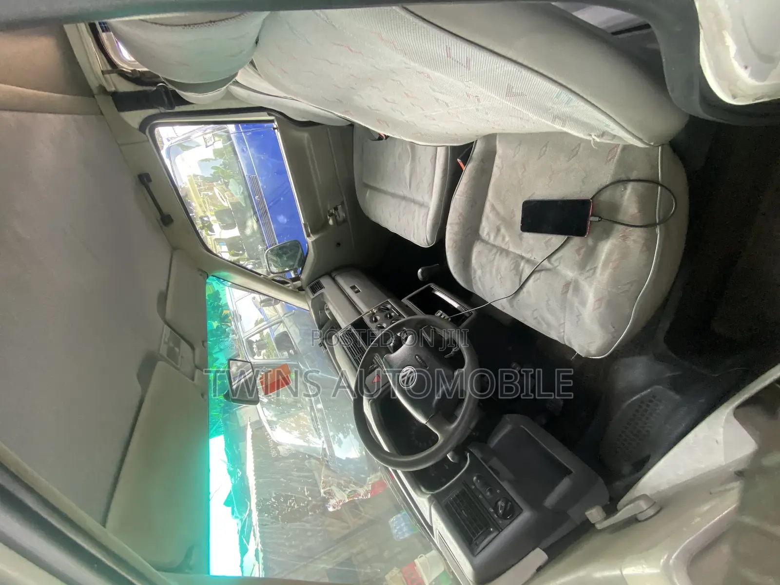 Volkswagen Transporter 2002 White
