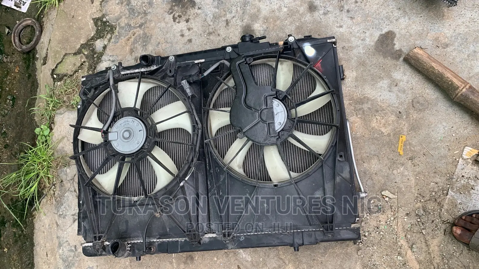Complete Radiator 2028 Acura MDX