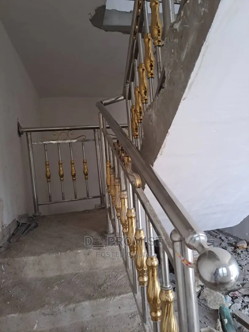 Stainless Handrails With Gold Designs