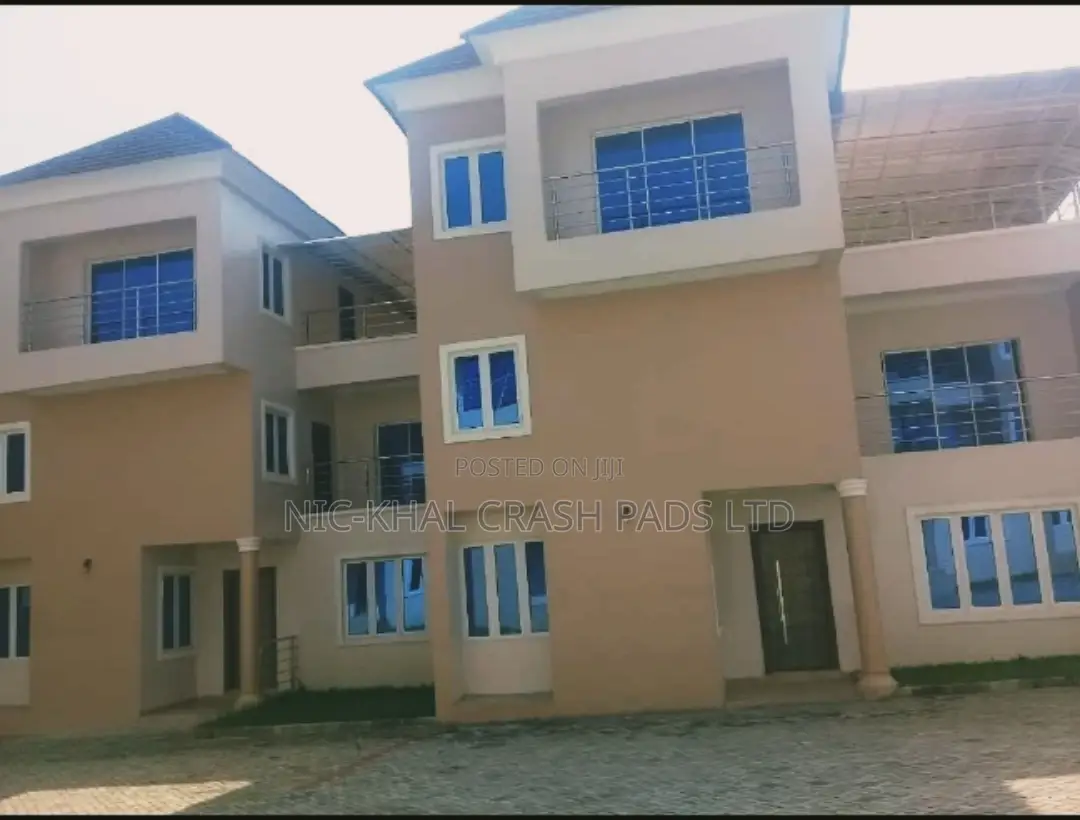 4bdrm Duplex in Katampe Extension for Sale