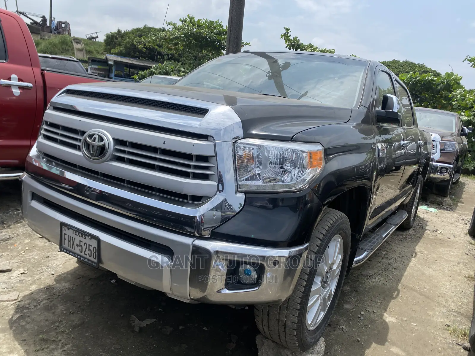 Toyota Tundra 1794 5.7L V8 4x4 CrewMax 5.6 ft. box 145.7 in. WB 2016 Black