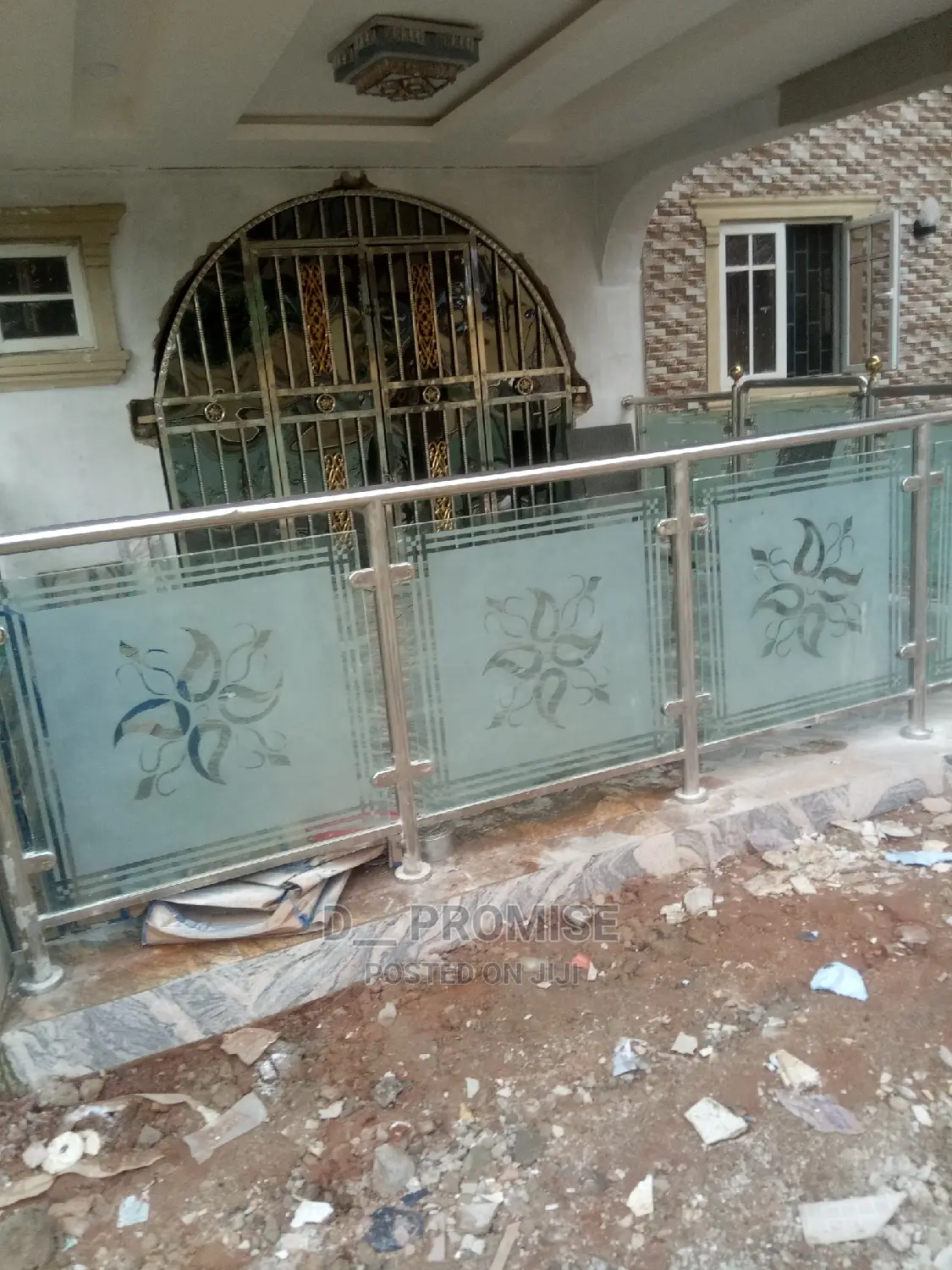 Stainless Steel Handrails With Glass and Burglary Gate